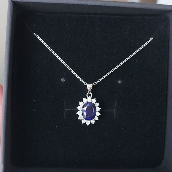 Host Pick 🥳2.6 Carat Swiss Sapphire Sterling Silver Necklace - Picture 3 of 11